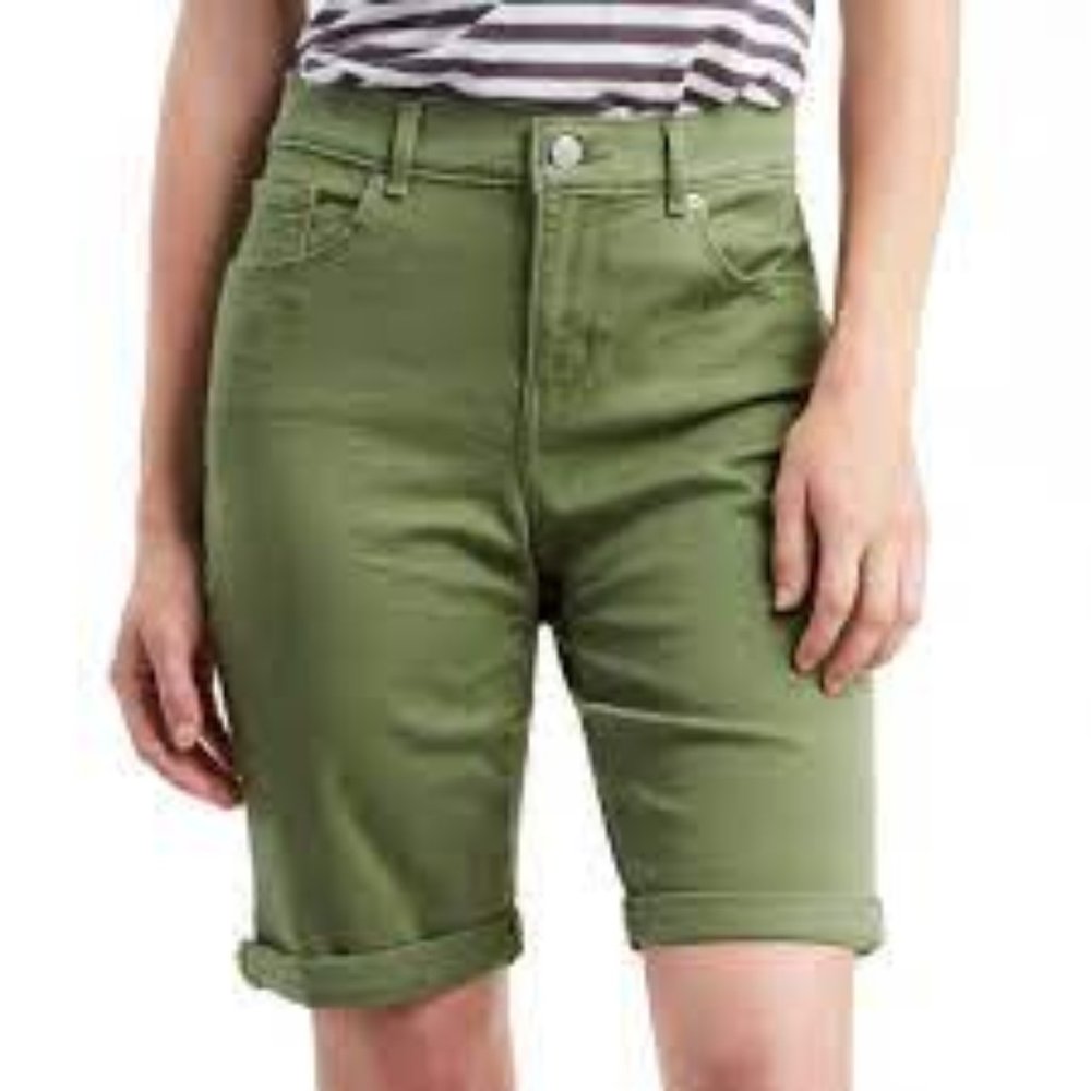 Levi's Light Green Jean Bermuda Shorts Size 27